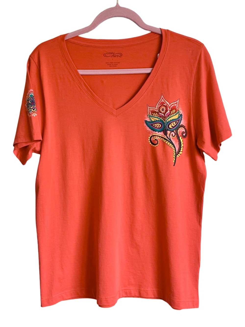 NWT Crazy Shirts‎ Women’s Paisley Floral Paprika Pima Cotton V-Neck Tee Large